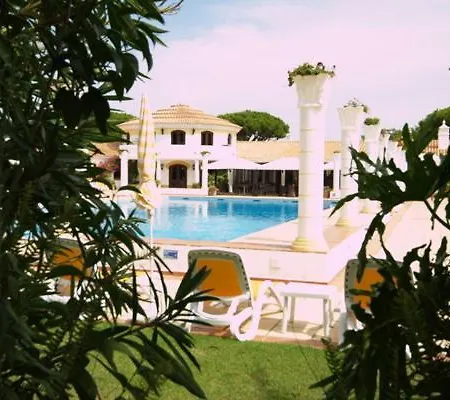 فيلة Vale Do Garrao Sleeps 6 Pool Air Con Wifi فالي دو لوبو